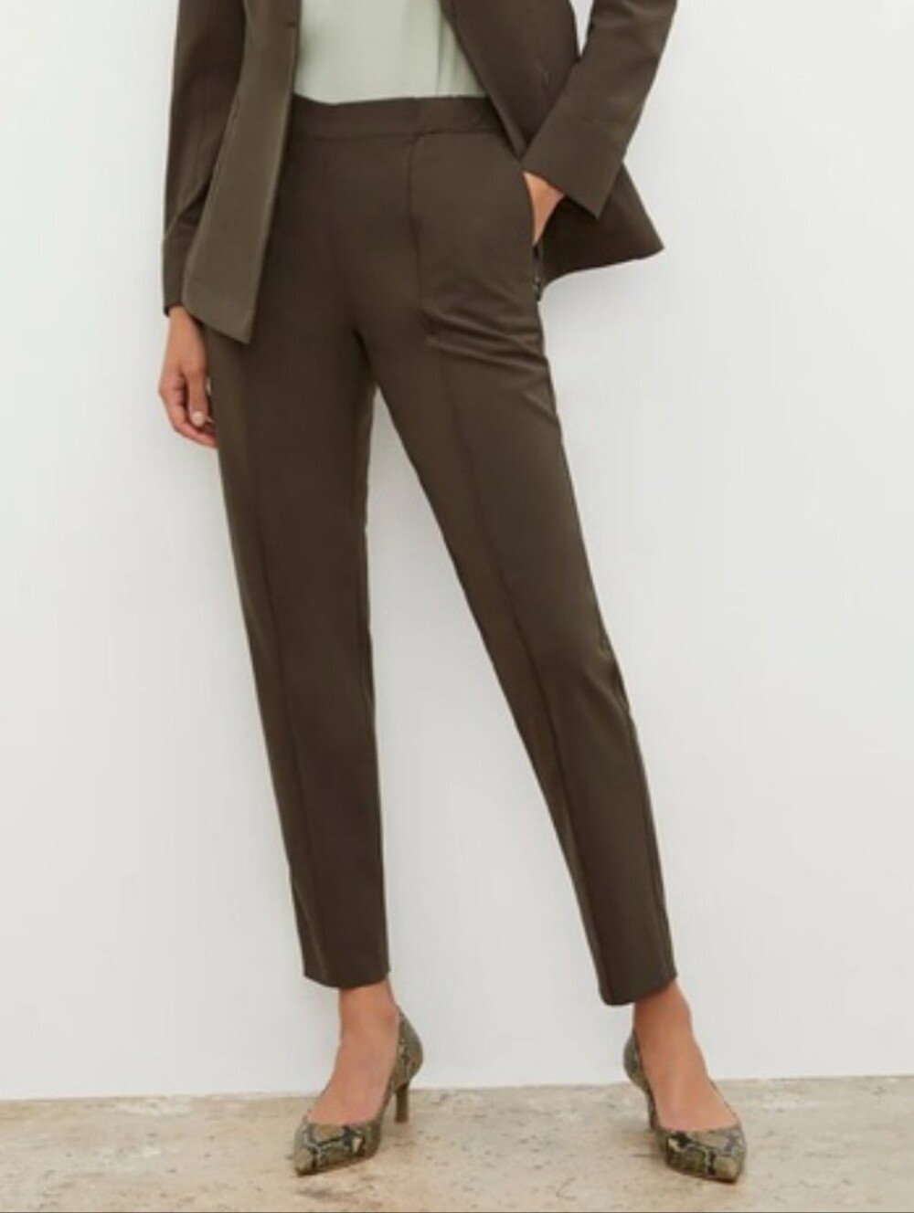 MM Lafleur Colby Slim Ankle Pant - Olive